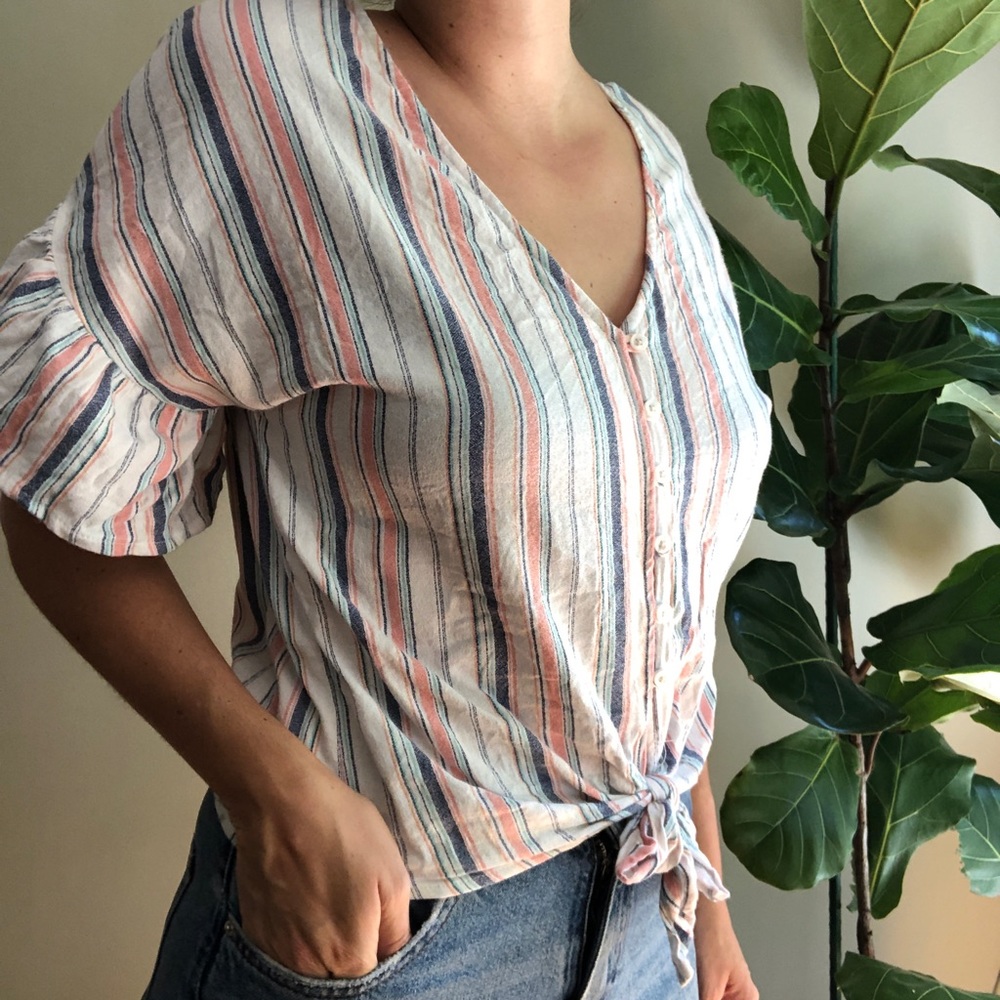 Puffy sleeve striped blouse